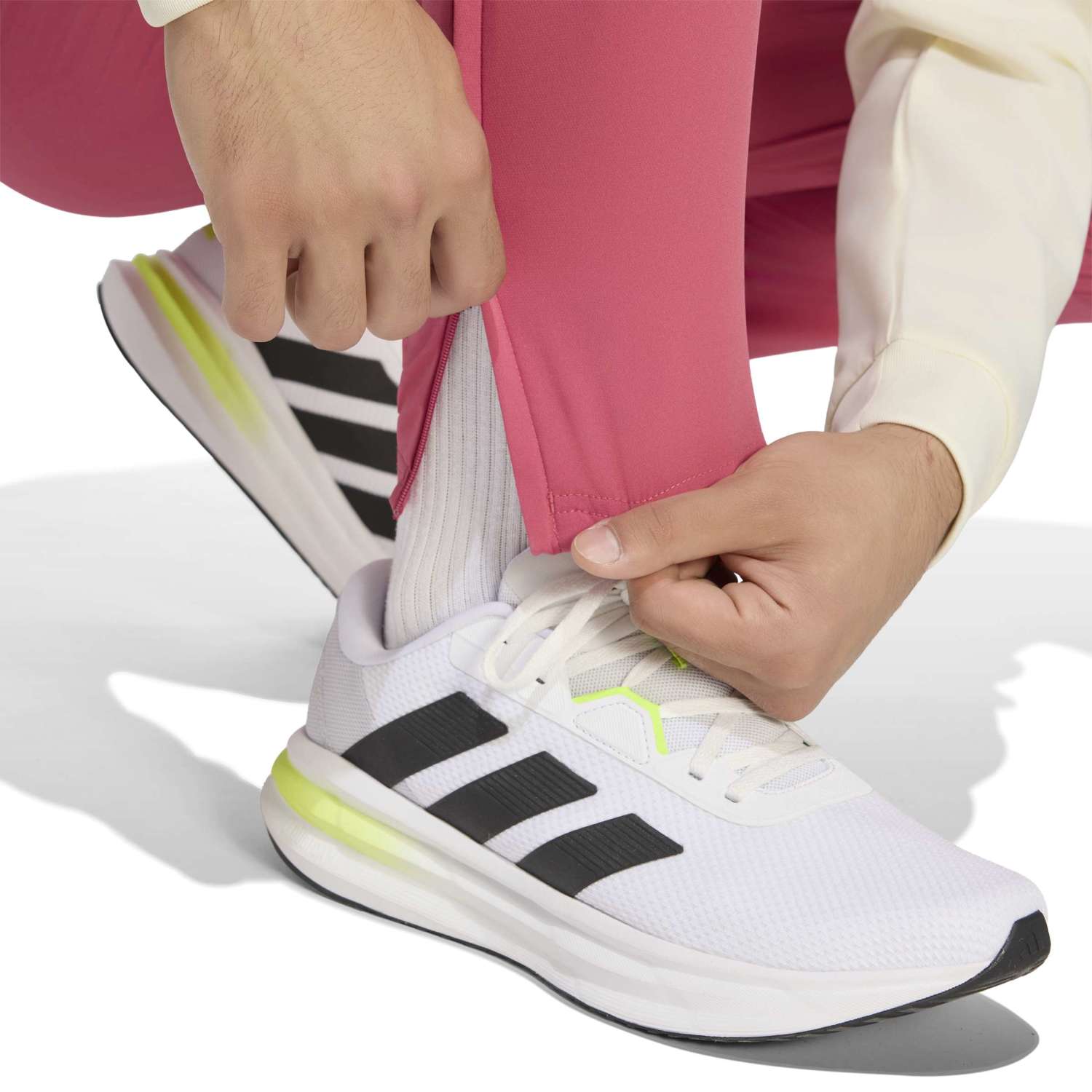 Mens adidas Training Tracksuit Pants 26/27 Pink