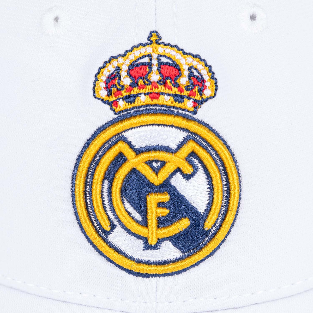 Bonnet bébé avec écusson Real Madrid