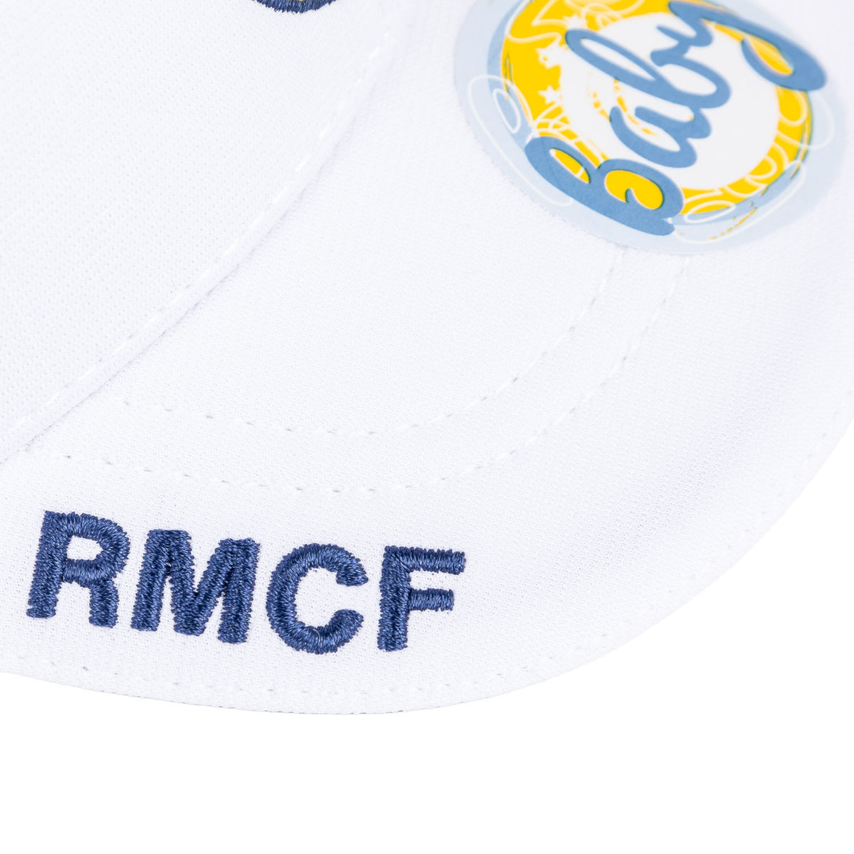 Bonnet bébé avec écusson Real Madrid