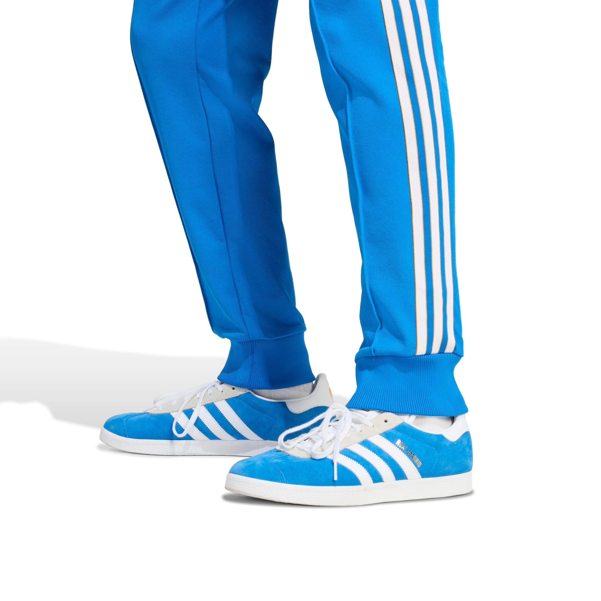 adidas Gazelle Originals Terrace Icons 25/26 Blue The Official Real Madrid CF Online Store adidas Gazelle Originals Terrace Icons 25/26 Blue The Official Real Madrid CF Online Store