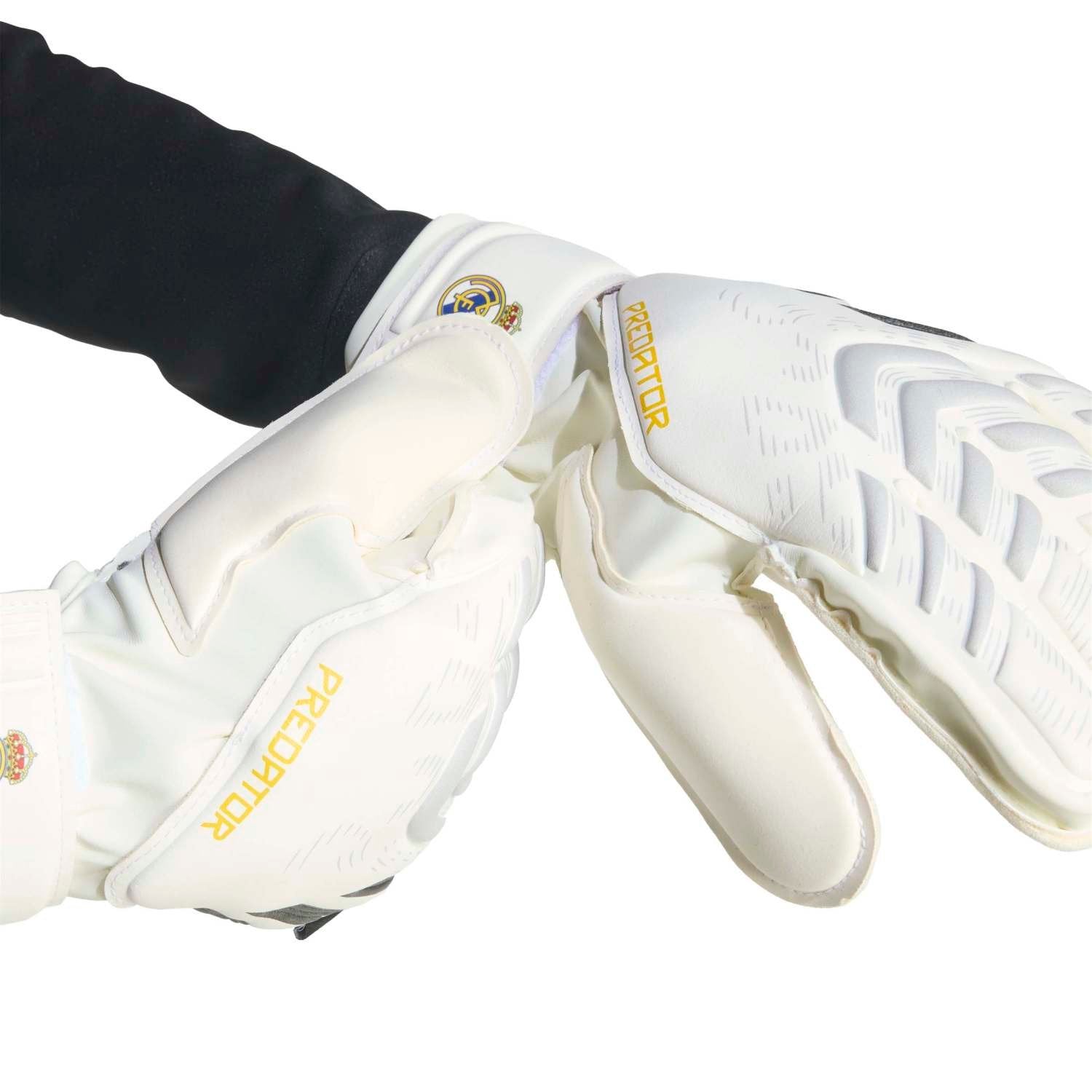 adidas Junior Predator Gloves Fingersave – Real Madrid Europe Store