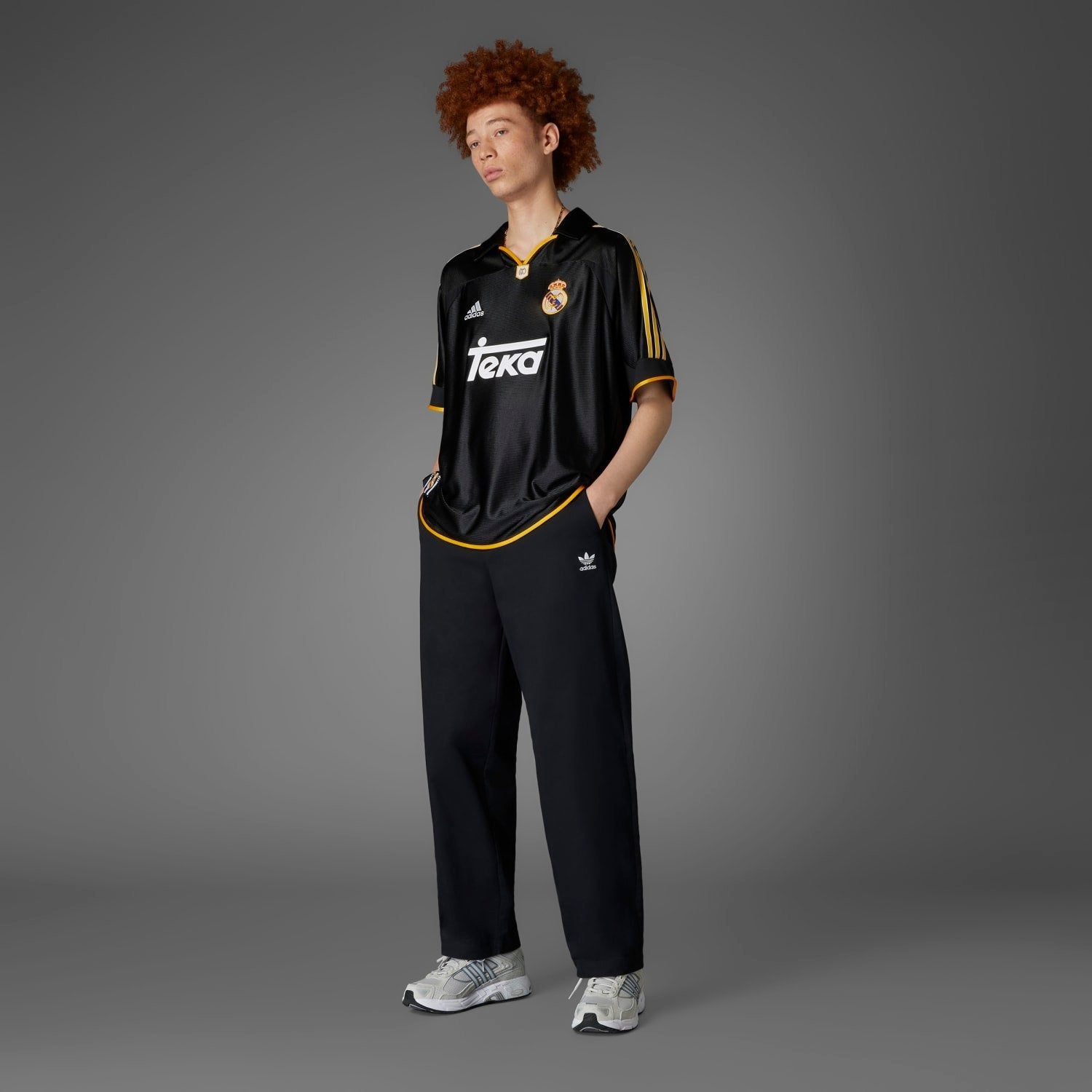 Mens Away Bring Back 99/00 Shirt Black – Real Madrid Europe Store