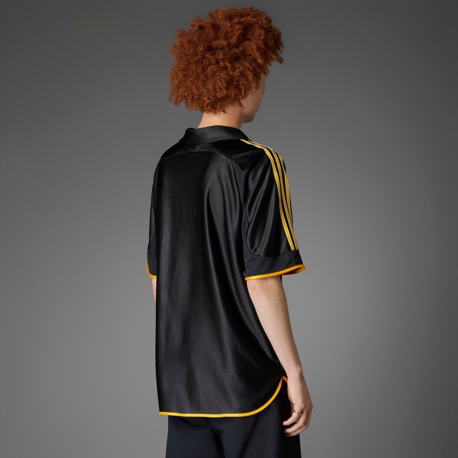 Mens Away Bring Back 99/00 Shirt Black – The Official Real Madrid