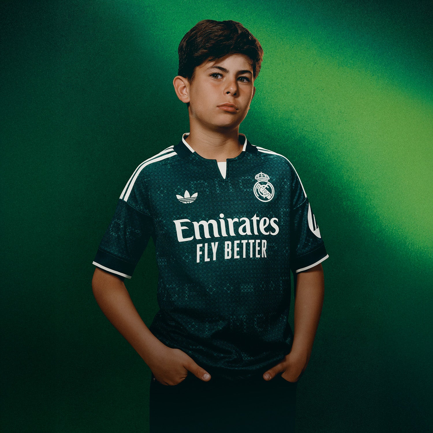 Conjunto Niño Segunda Equipación Verde 26/27